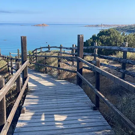 Da Marta Vista Mare Mozzafiato Isola Rossa דירה
