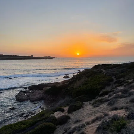 Da Marta Vista Mare Mozzafiato Isola Rossa דירה